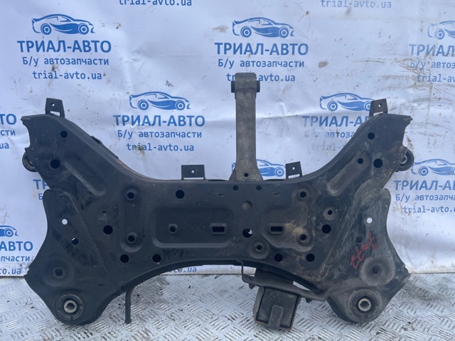 Подрамник передней подвески 624052P301 HYUNDAI