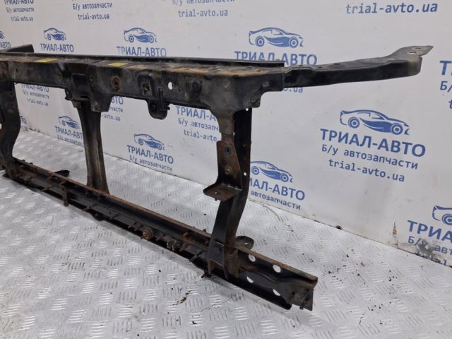 NISSAN 62500EB330 Суппорт радиатора в сборе (монтажная панель крепления фар) в наличии Черновцы