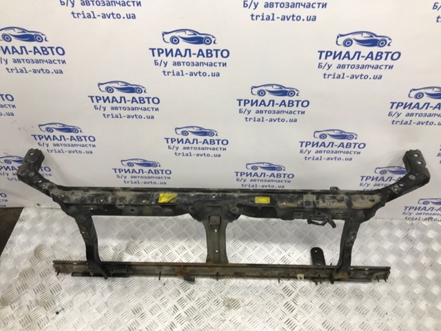 NISSAN 62500EB330 Рамка радиатора в наличии Николаев
