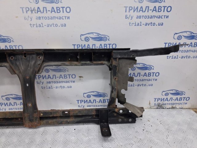 NISSAN 62500EB330 Рамка радиатора в наличии Кривой Рог
