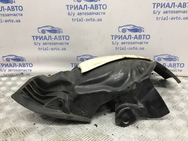 Подкрылок переднего крыла, левый задний 638430101R RENAULT