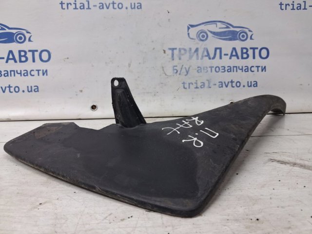 63850EB300 NISSAN Брызговик передний правый купить в Кривой Рог