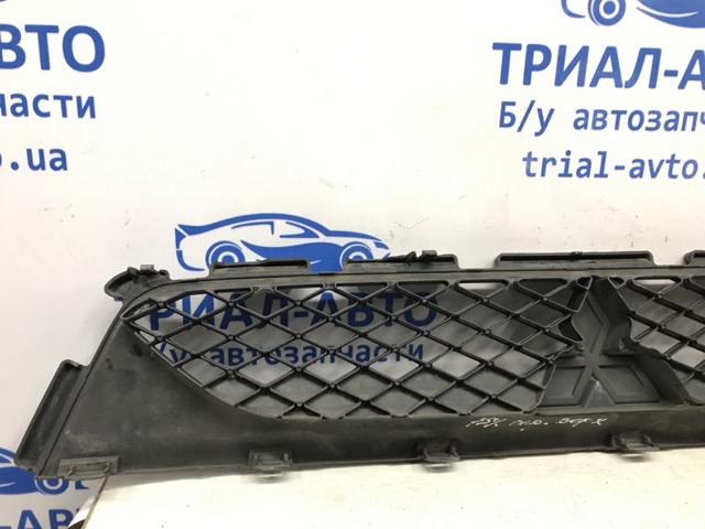 MITSUBISHI 6402A216 Решетка радиатора в наличии Ровно