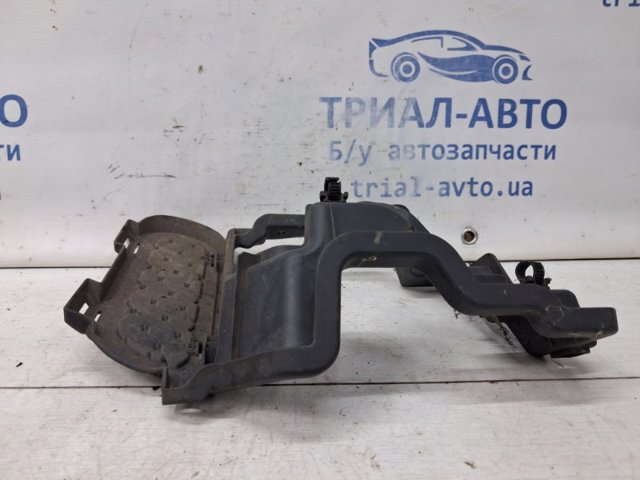 6405A171 MITSUBISHI Кронштейн крепления противотуманной фары левой купить в Кривой Рог