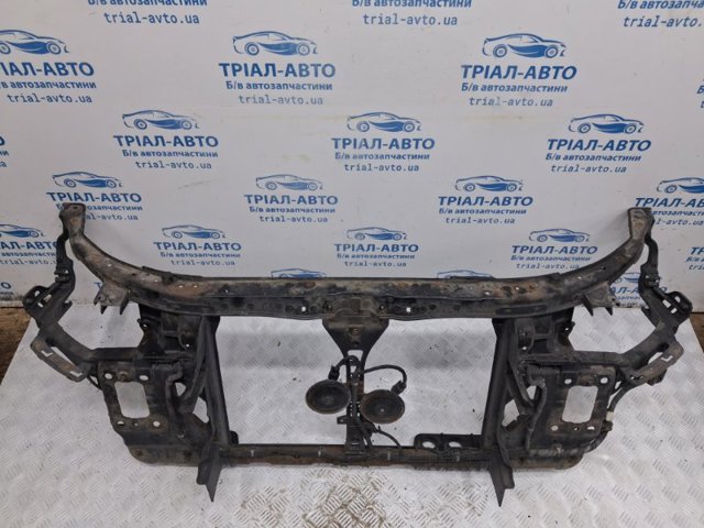 Оперение в сборе 641012L000 HYUNDAI