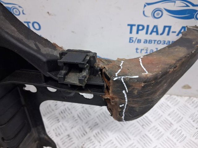 Кронштейн для радиатора 64101G2000 HYUNDAI