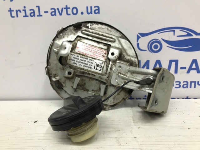 6432065J12 Лючок бензобака (топливного бака) купить Чернигов