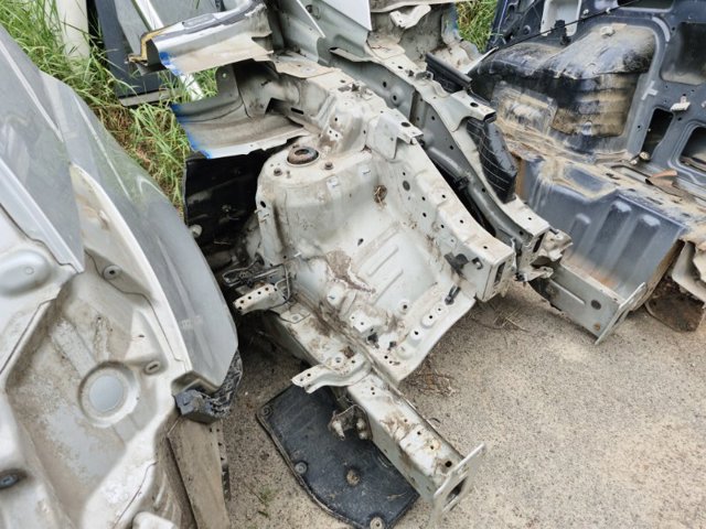 HYUNDAI 645013W000 Арка крыла переднего левого в наличии Запорожье