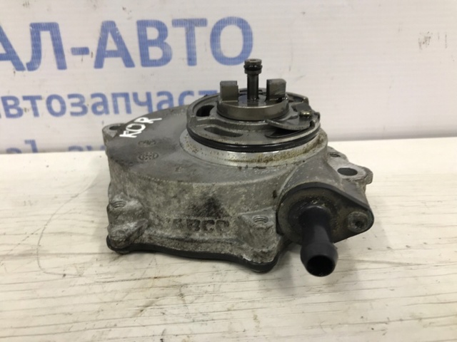 SSANG YONG 6712300165 Насос вакуумный в наличии Житомир