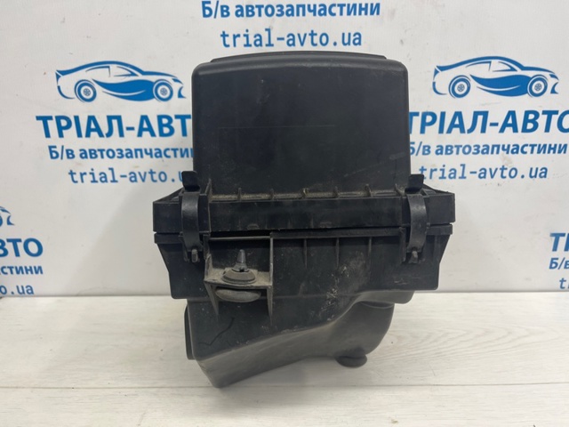 68084277AA Корпус воздушного фильтра, верхняя часть купить Львов
