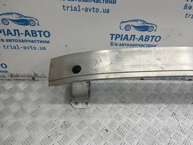 Усилитель переднего бампера  68096072AB CHRYSLER