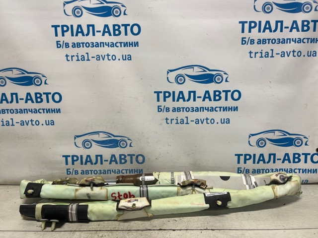 CHRYSLER 68100767AC Шторка боковая, левая в наличии Украина