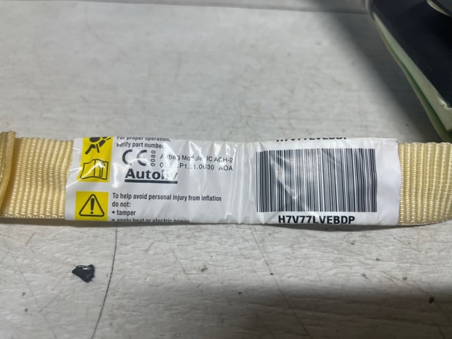 68100767AD Подушка безопасности (AIRBAG) шторка боковая левая купить Житомир