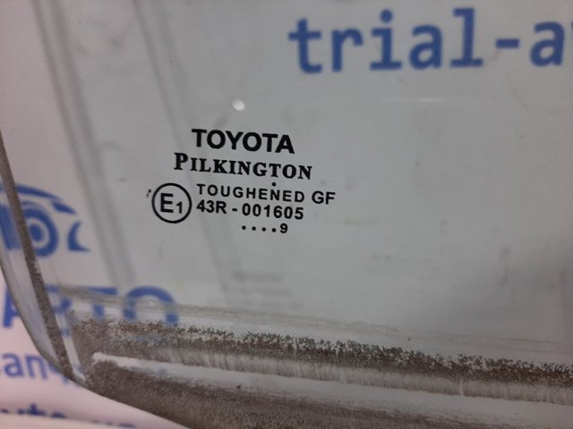 TOYOTA 6810105050 Стекло двери передней правой в наличии Львов
