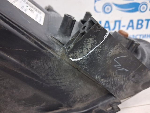 Фара передняя правая 68102848AE CHRYSLER