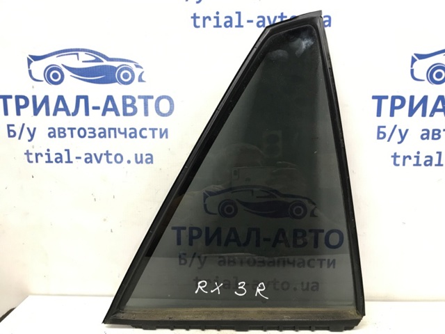Стекло-форточка двери, задней, правой 6812348110 TOYOTA