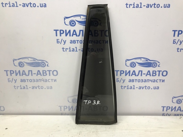 Уголок задней правой двери 6812360231 TOYOTA
