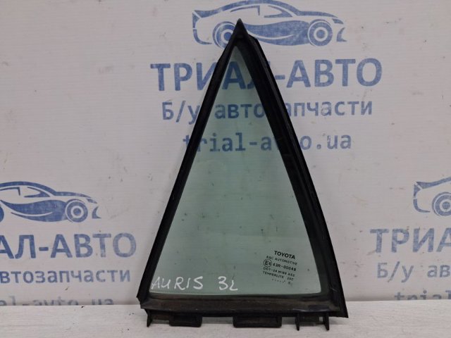Уголок задней левой двери 6812402170 TOYOTA