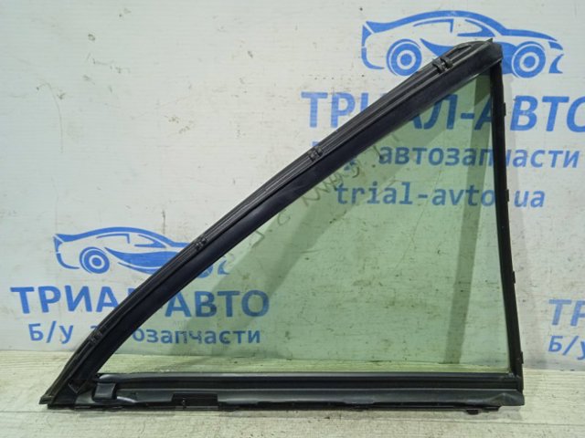 6812433060 TOYOTA Стекло-форточка двери задней левой купить в Львов