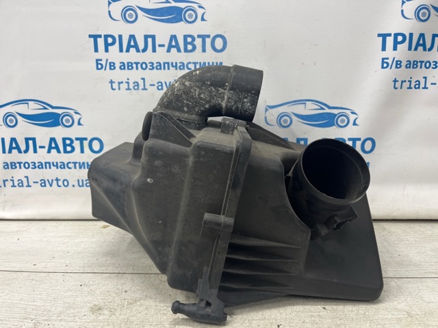 Корпус воздушного фильтра в сборе 68146719AB CHRYSLER