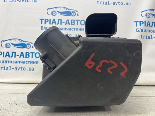  Корпус воздушного фильтра 68146719AB CHRYSLER