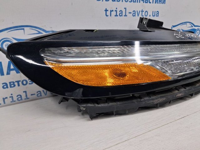 68157102AL CHRYSLER Фара дневного света правая купить в Чернигов