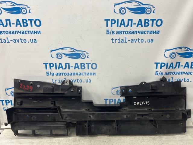 CHRYSLER 68203073AA Верхний дефлектор радиатора в наличии Украина