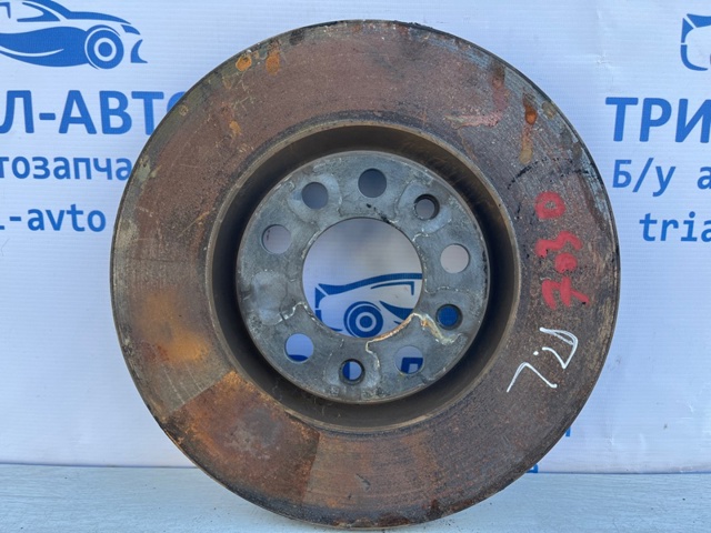 Передний тормозной диск 68249840AA CHRYSLER