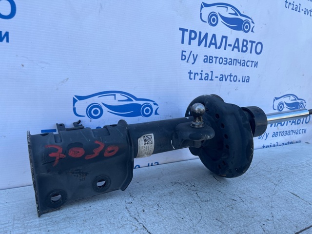CHRYSLER 68259676AB Амортизатор передний правый в наличии Винница