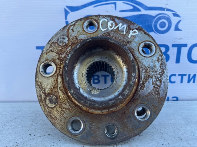 Ступица (передняя) 68264532AB CHRYSLER