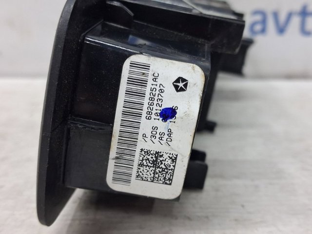 68268251AC CHRYSLER Кнопочный блок управления стеклоподъемником передний правый купить в Полтава