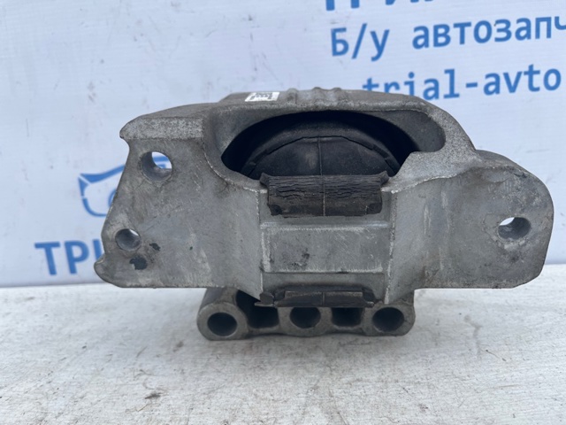 Опора двигателя 68328737AA CHRYSLER