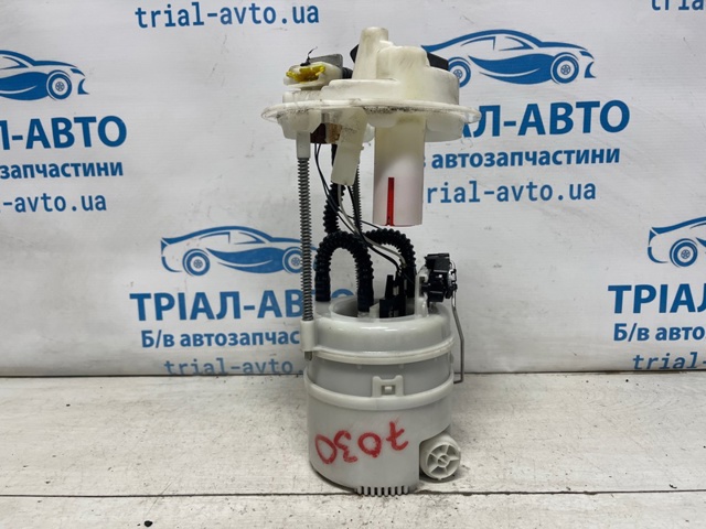 Топливный насос 68368228AA CHRYSLER