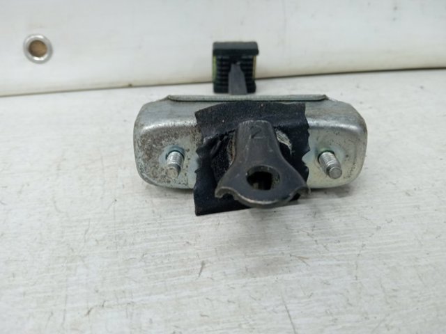 TOYOTA 6863060120 Ограничитель открывания двери задний правый в наличии Львов