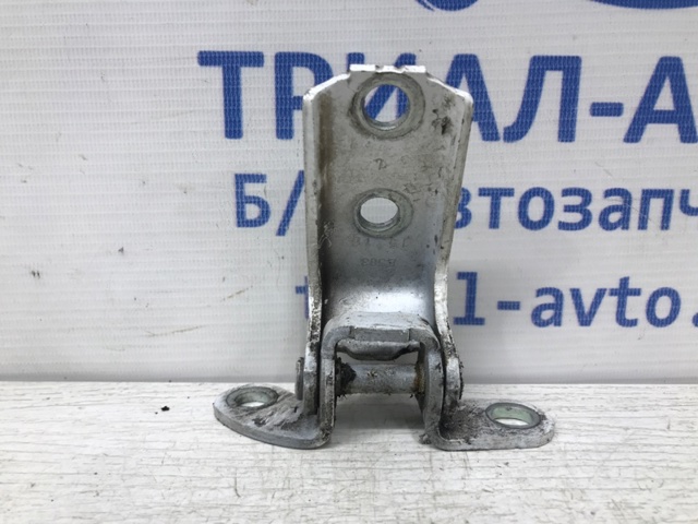 687600H010 TOYOTA Петля двери задней левой купить в Днепр