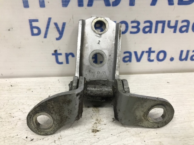 687600H010 Петля двери задней левой купить Одесса