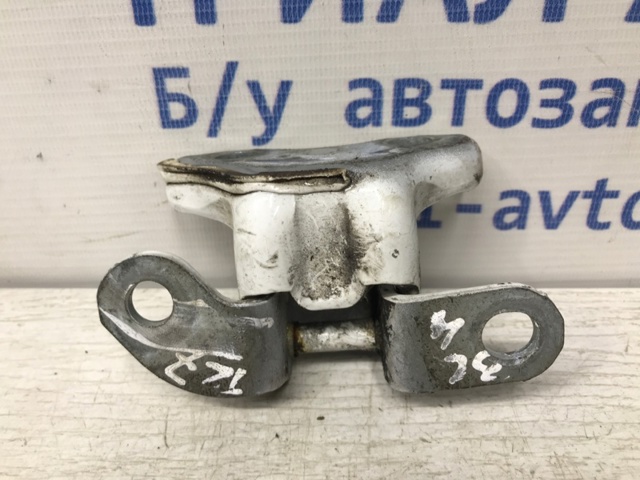 687700H010 Петля двери задней правой купить Тернополь