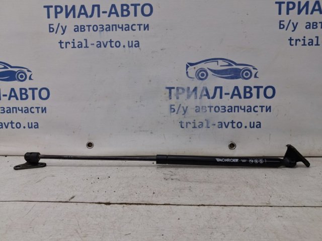 Амортизатор двери багажника 689600E021 TOYOTA