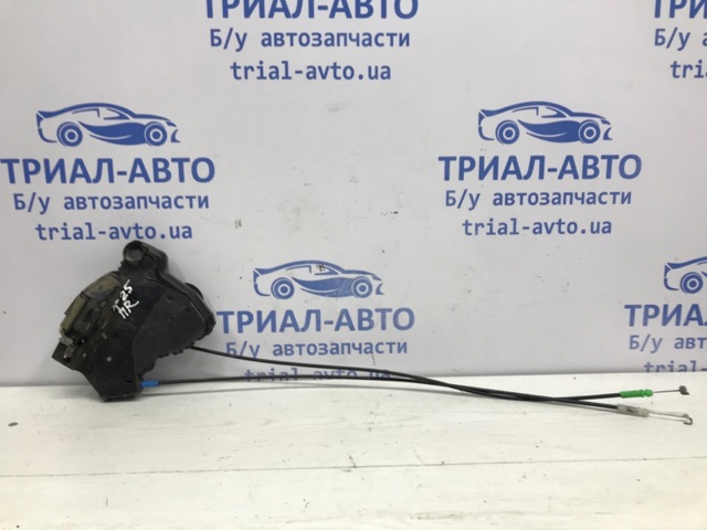 Внутренний дверной замок Тойота Королла VERSO