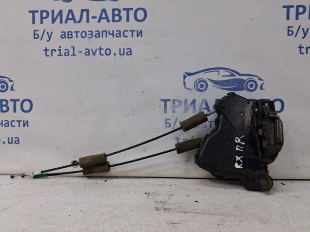 Дверной замок передний правый 690300E010 TOYOTA
