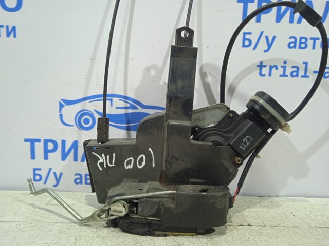 TOYOTA 6903060070 Замок двери передней правой в наличии Ирпень