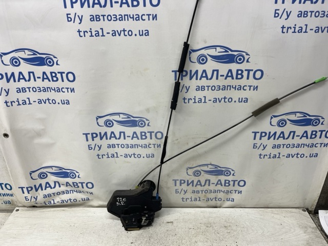Замок задней правой двери  6905002102 TOYOTA