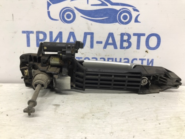 TOYOTA 6920205020 Держатель наружной ручки двери передней левой в наличии Ровно