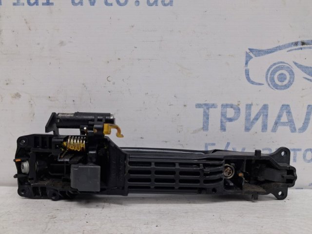 TOYOTA 692020D010 Держатель наружной ручки двери передней левой в наличии Полтава