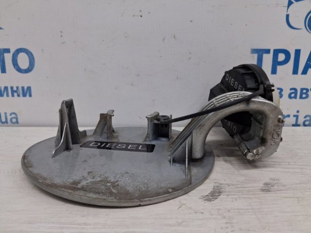 HYUNDAI 695102L200 Лючок бензобака в наличии Тернополь