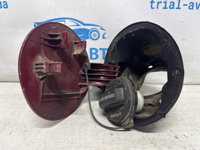 695102P000 HYUNDAI Лючок бензобака (топливного бака) купить в Ужгород