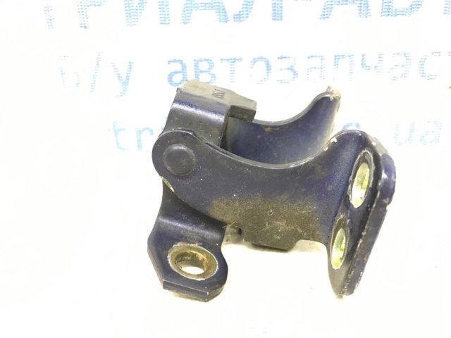 SUZUKI 6951065J00 Петля двери задней (багажной 3/5-й) в наличии Черновцы
