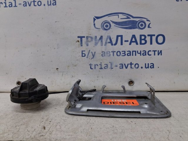 HYUNDAI 695113E000 Лючок бензобака (топливного бака) в наличии Николаев