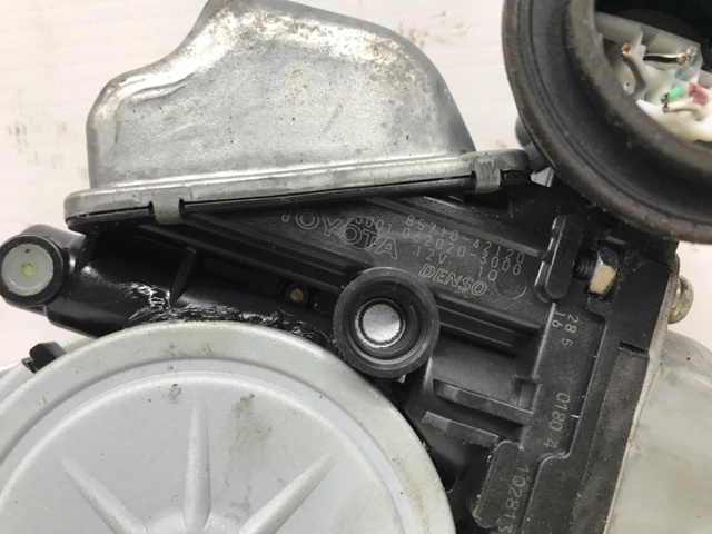 TOYOTA 6980130280 Стеклоподъемник передней правой двери в наличии Черновцы