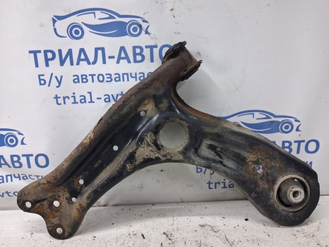 Рычаг передний нижний левый 6R0407151 VAG